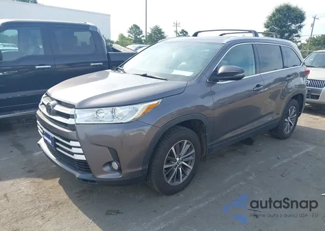 2019 Toyota Highlander Xle from USA, damaged, VIN 5TDJZRFH6KS578552